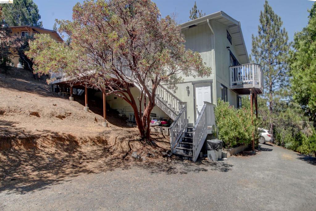 20097 Ridgecrest Way, Groveland, CA 95321
