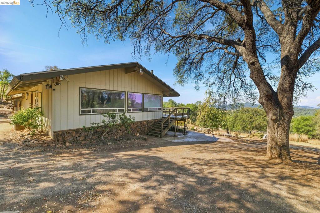 15355 Wards Ferry Rd, Sonora, CA 95370