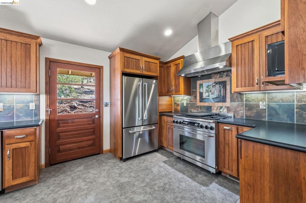 15355 Wards Ferry Rd, Sonora, CA 95370