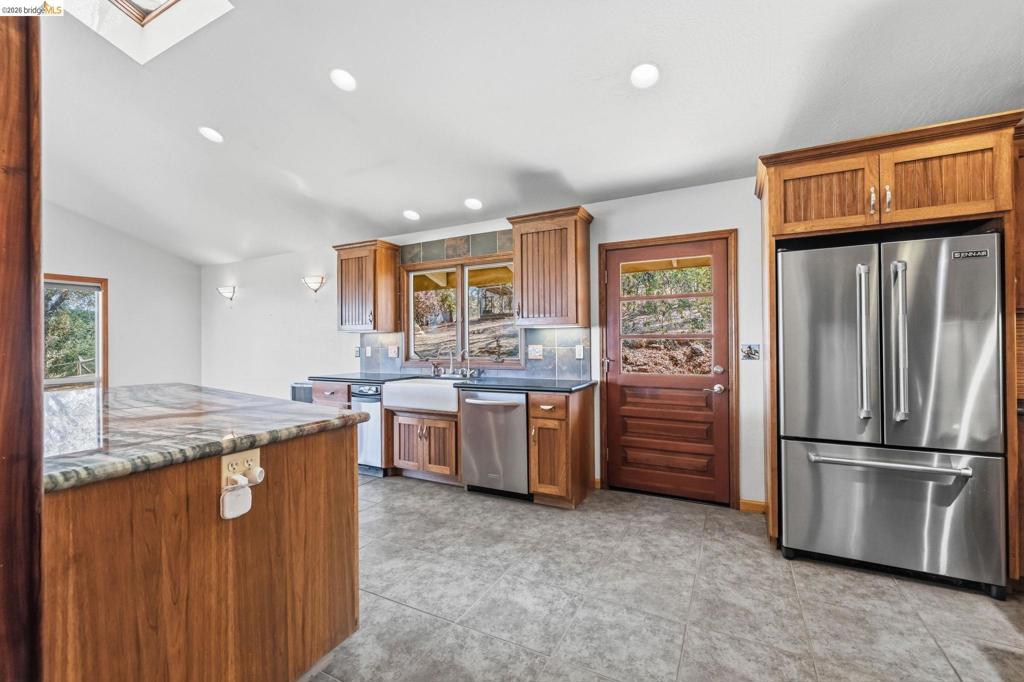 15355 Wards Ferry Rd, Sonora, CA 95370