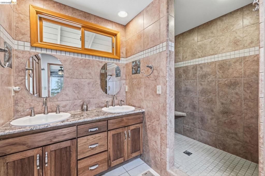 15355 Wards Ferry Rd, Sonora, CA 95370