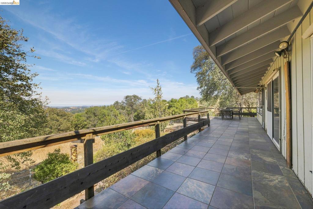 15355 Wards Ferry Rd, Sonora, CA 95370