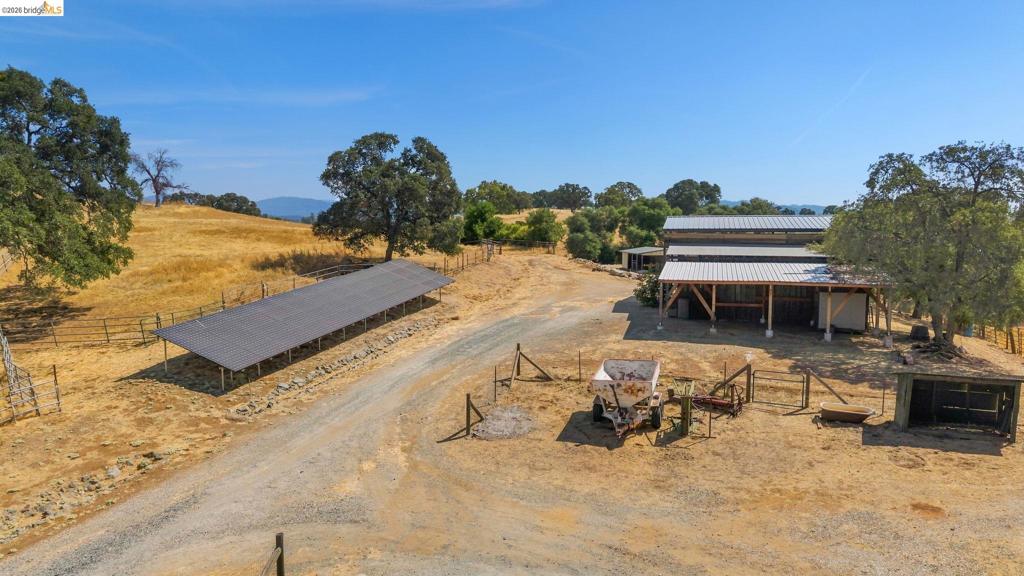 15355 Wards Ferry Rd, Sonora, CA 95370