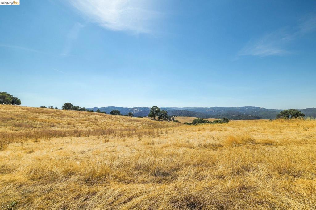15355 Wards Ferry Rd, Sonora, CA 95370