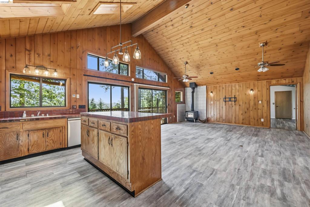 23939 Broken Bit, Sonora, CA 95370
