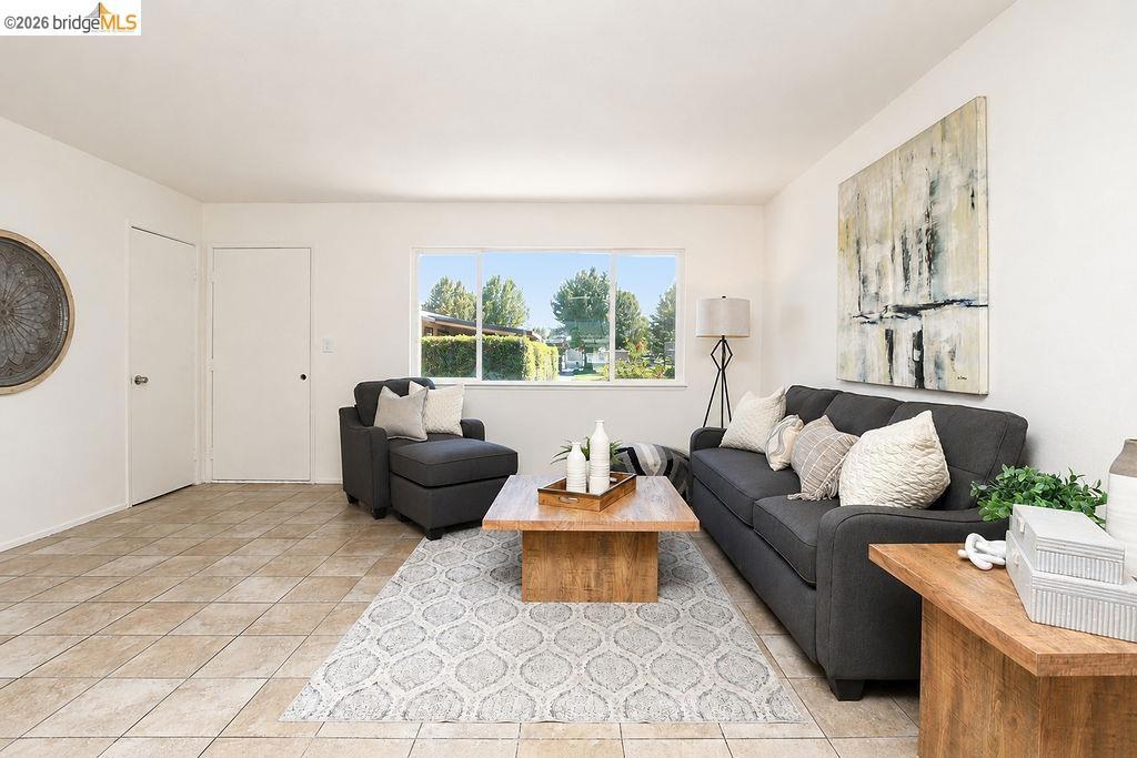 240 Shirley St, Brentwood (CC), CA 94513