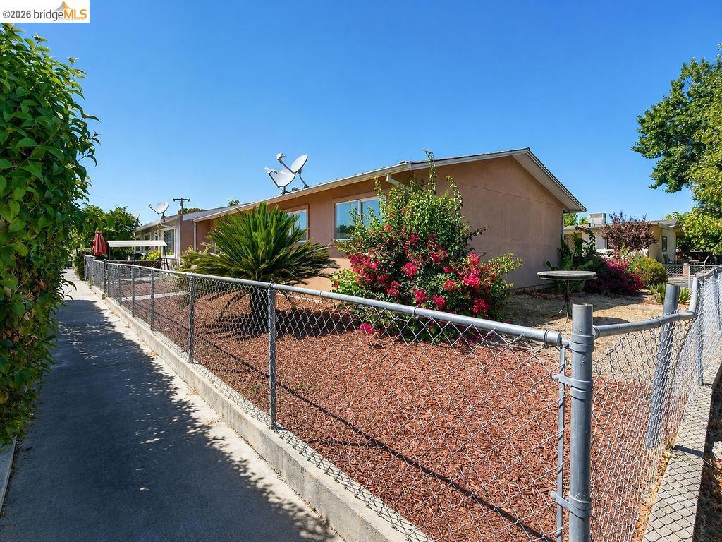 240 Shirley St, Brentwood (CC), CA 94513