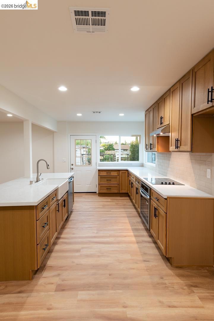 392 W Grand AVE, Porterville, CA 93257