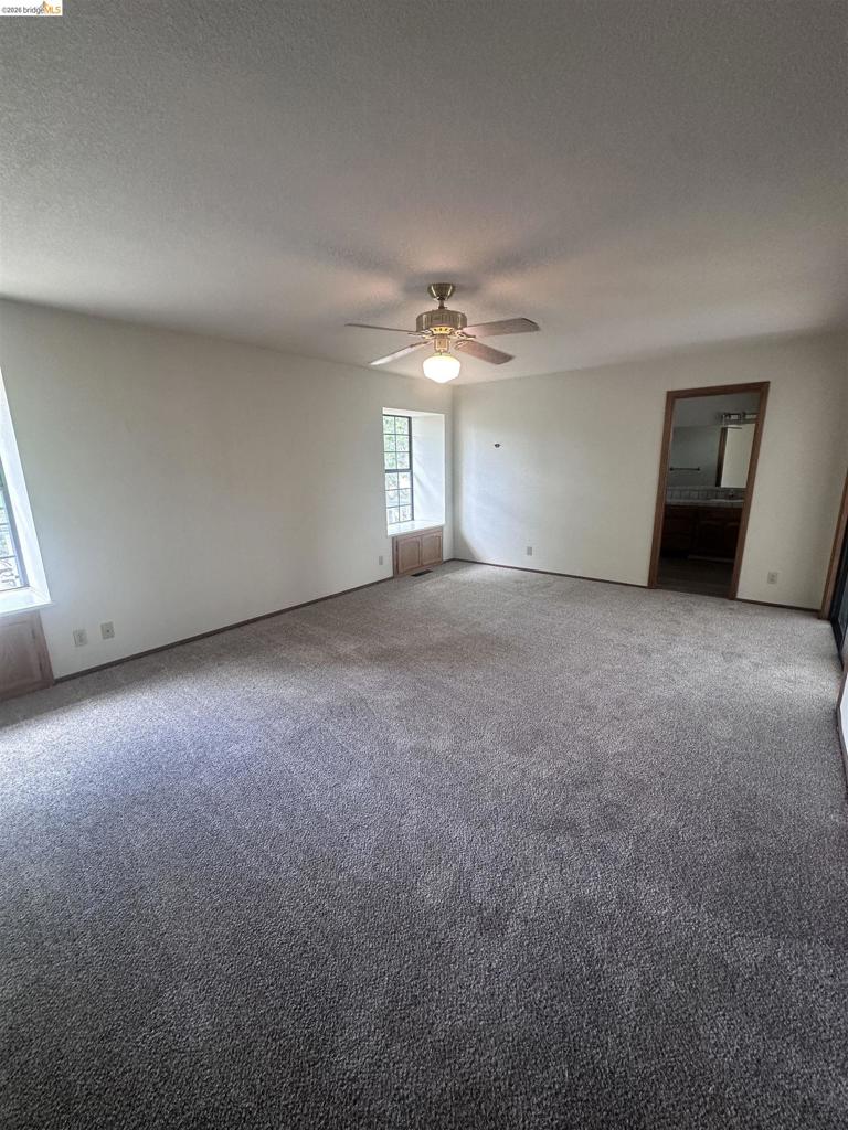 21120 HEMLOCK ST., Groveland, CA 95321