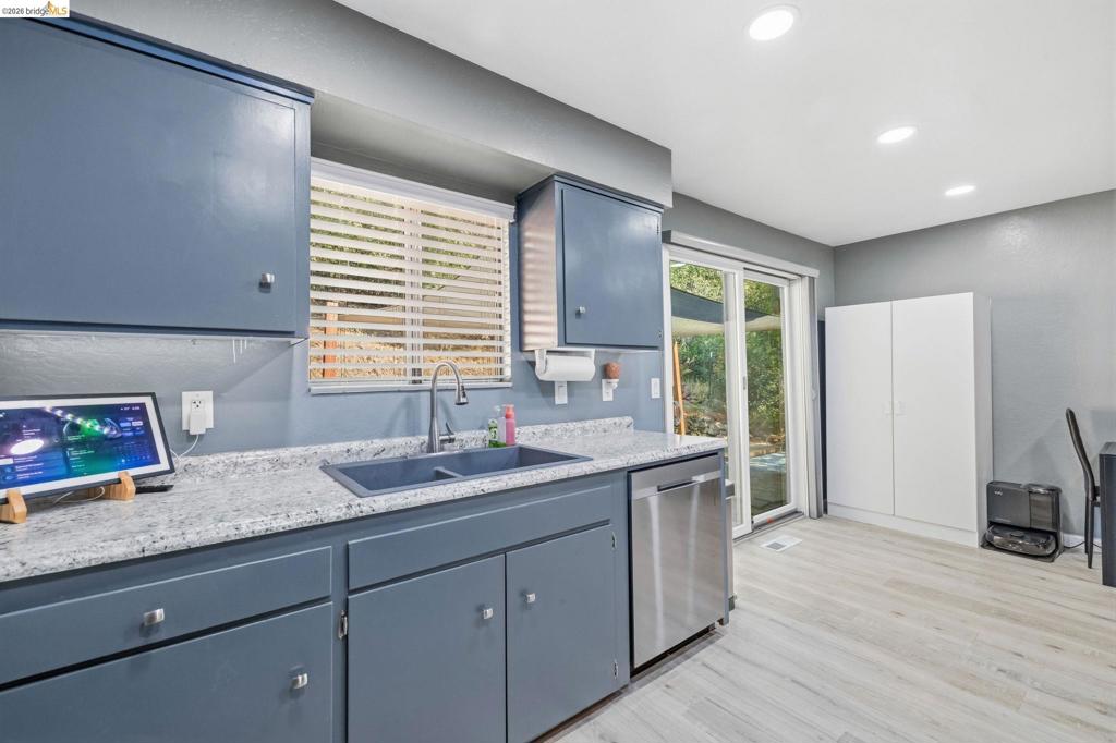 18955 North Dr, Jamestown, CA 95327