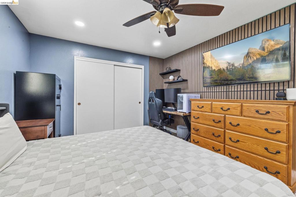 18955 North Dr, Jamestown, CA 95327