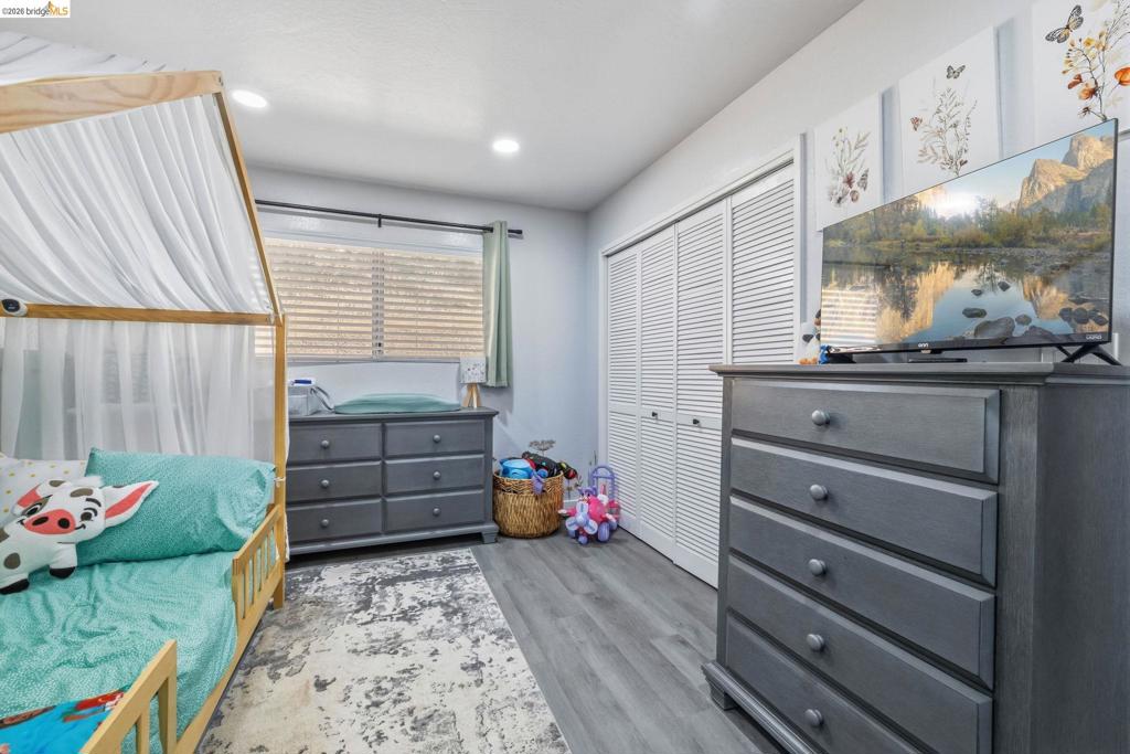 18955 North Dr, Jamestown, CA 95327