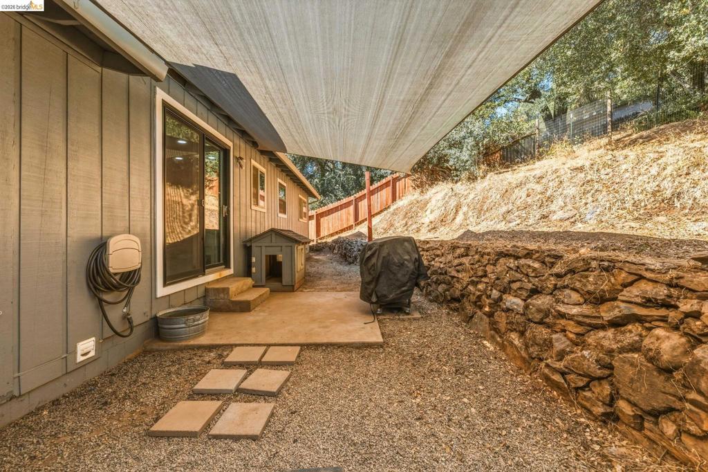 18955 North Dr, Jamestown, CA 95327