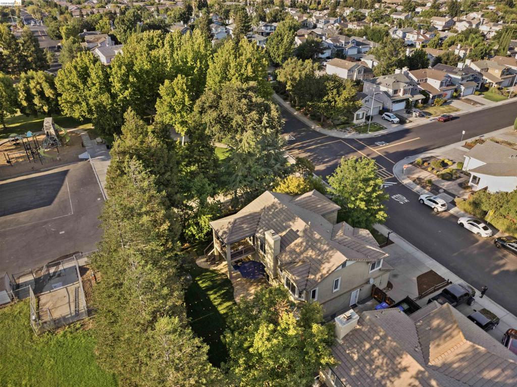 1049 Meadowgate Way, Brentwood (CC), CA 94513