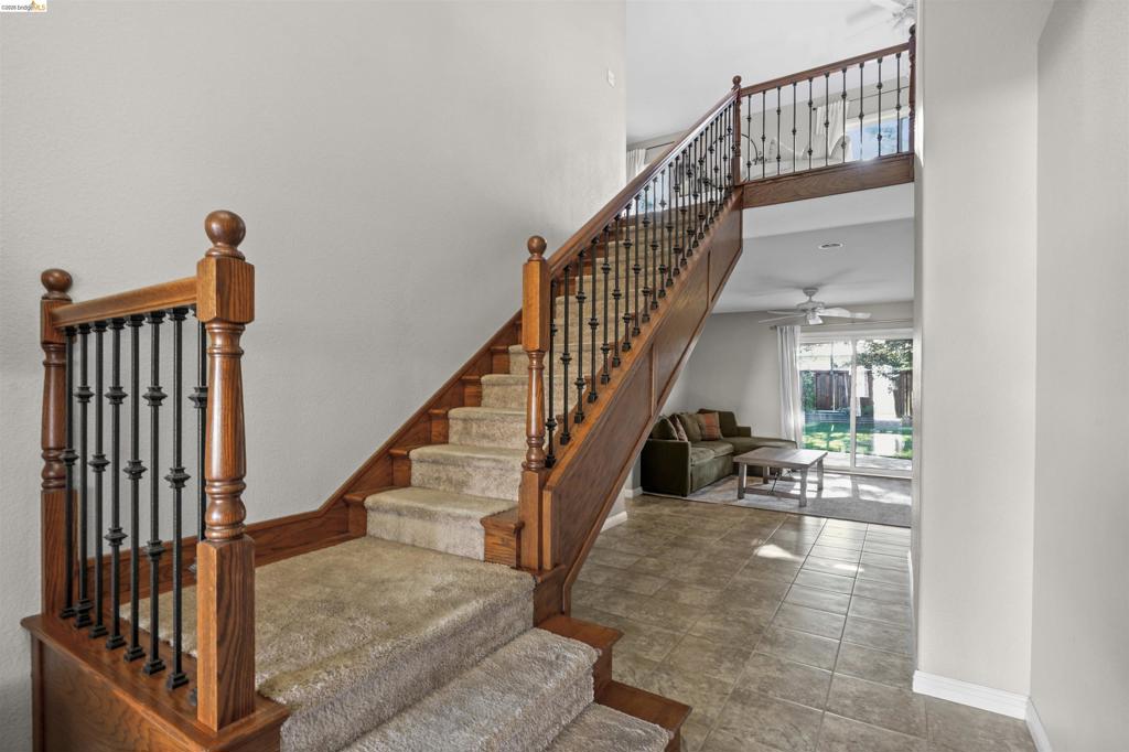 1049 Meadowgate Way, Brentwood (CC), CA 94513