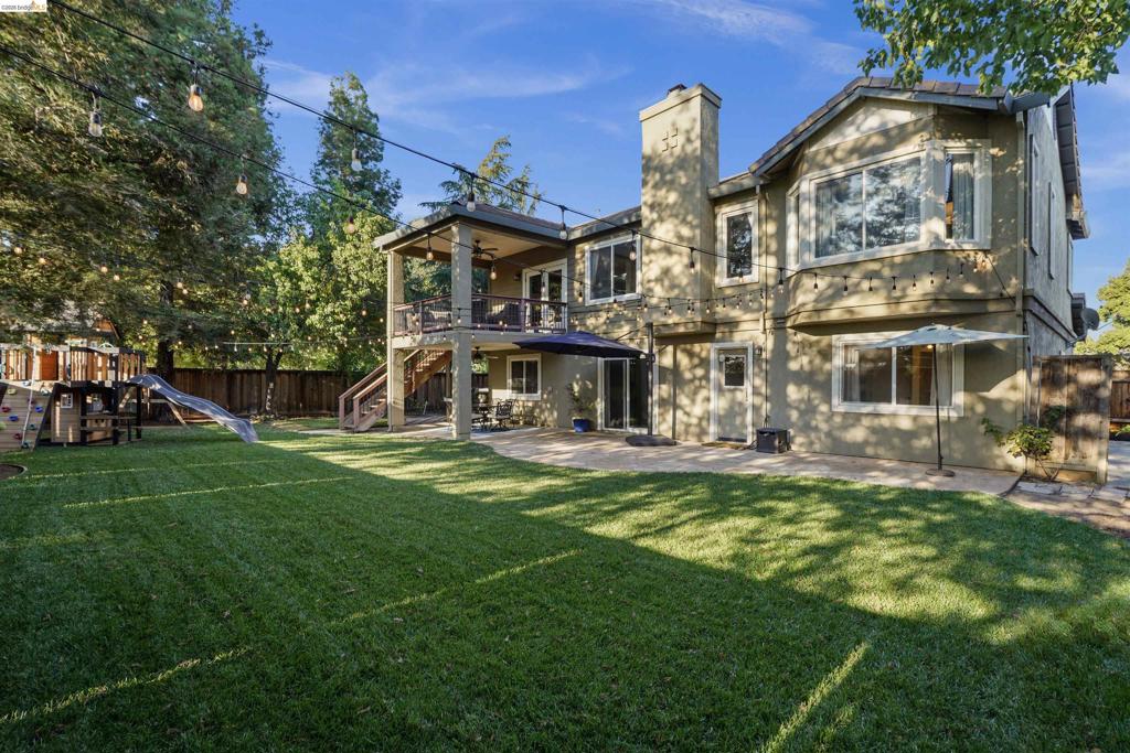 1049 Meadowgate Way, Brentwood (CC), CA 94513