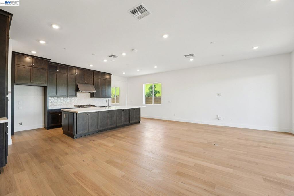 1151 Riverbend Drive, Brentwood (CC), CA 94513