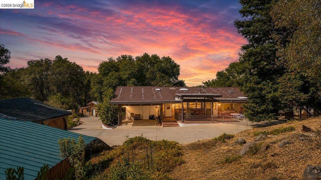 19225 Overlook Dr., Sonora, CA 95370