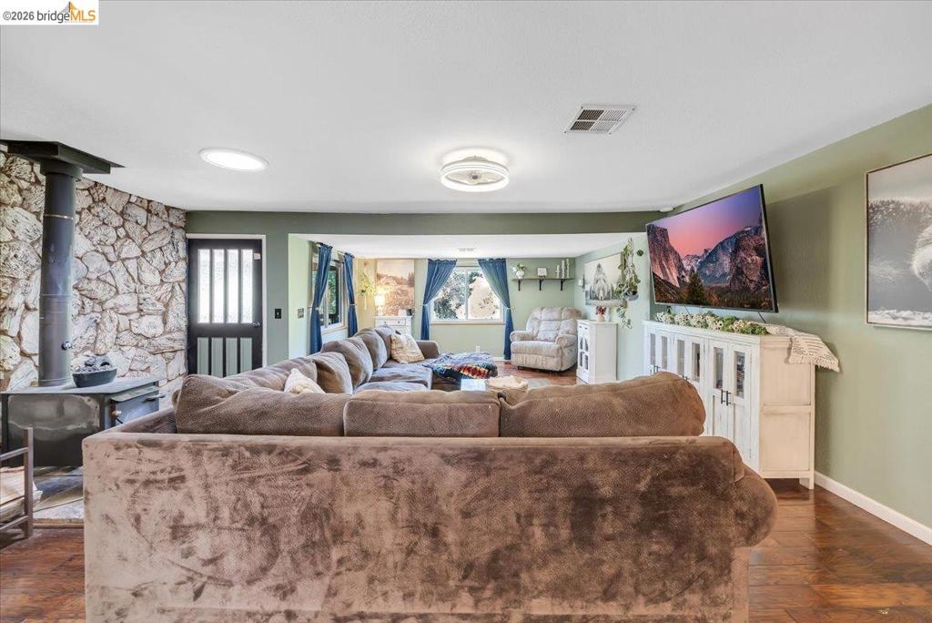 19225 Overlook Dr., Sonora, CA 95370