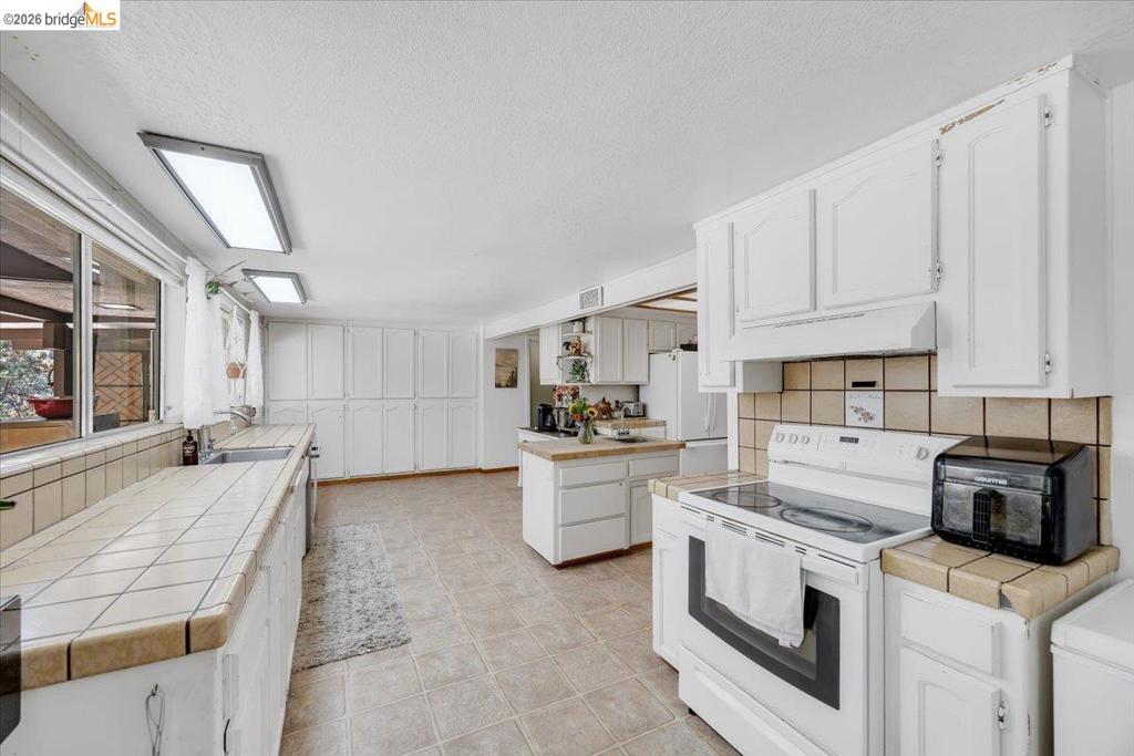 19225 Overlook Dr., Sonora, CA 95370
