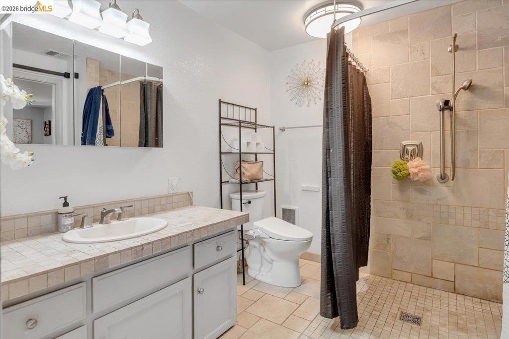 19225 Overlook Dr., Sonora, CA 95370