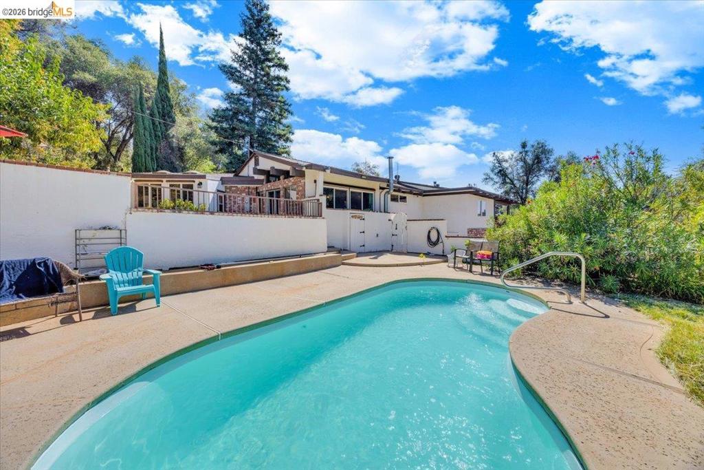 19225 Overlook Dr., Sonora, CA 95370