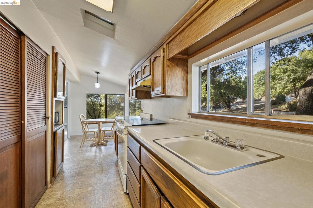 19225 Overlook Dr., Sonora, CA 95370