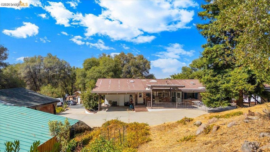 19225 Overlook Dr., Sonora, CA 95370