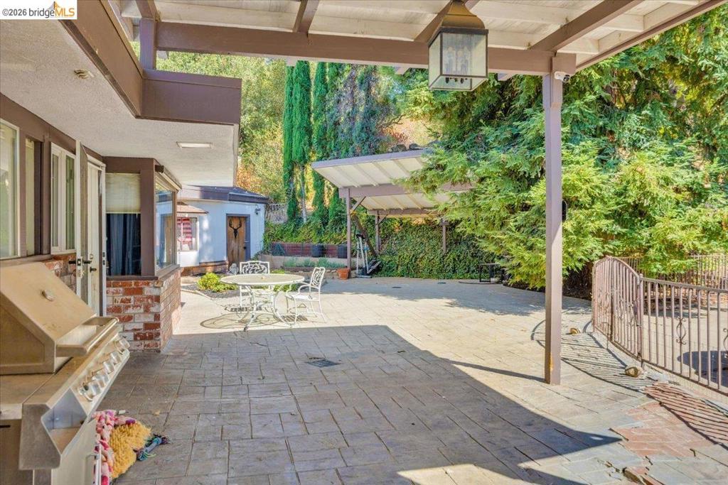 19225 Overlook Dr., Sonora, CA 95370
