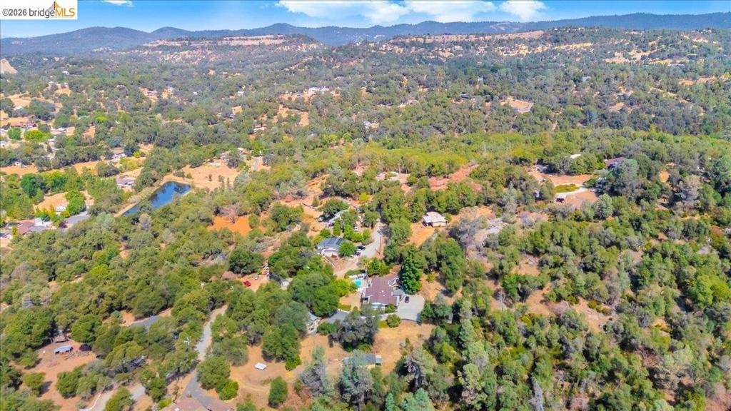 19225 Overlook Dr., Sonora, CA 95370