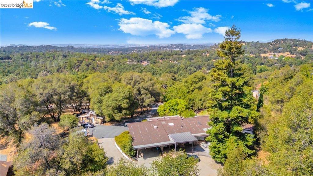 19225 Overlook Dr., Sonora, CA 95370