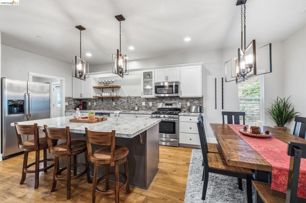 22460 Longeway Rd, Sonora, CA 95370