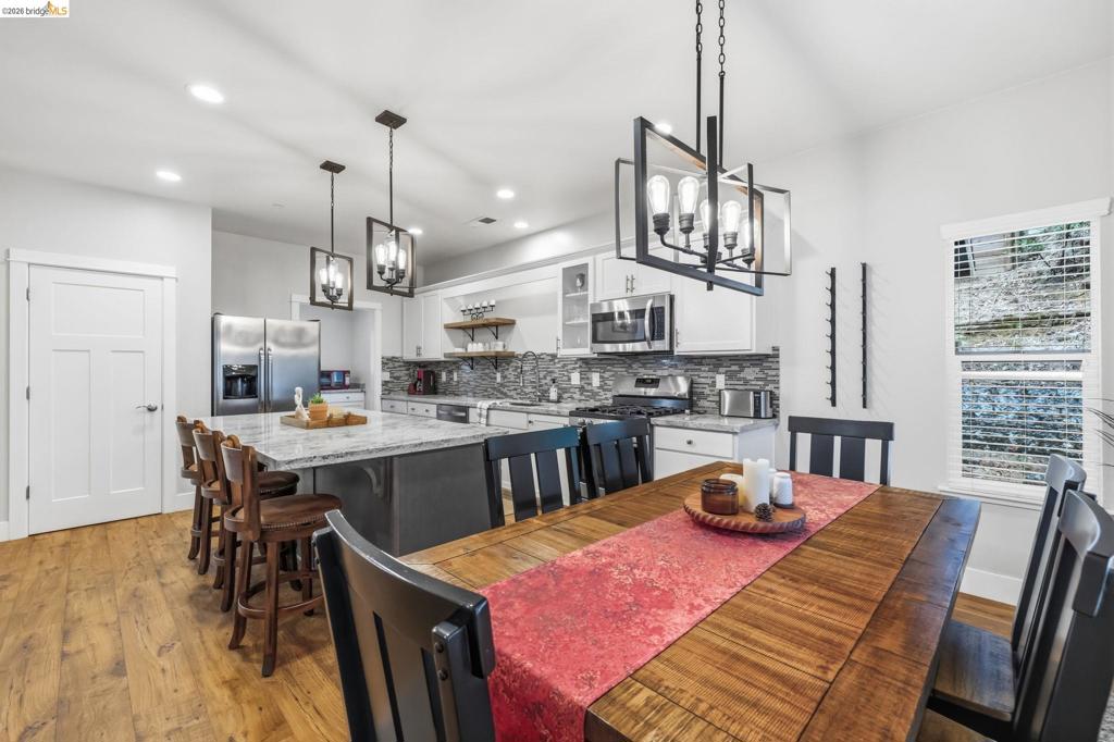 22460 Longeway Rd, Sonora, CA 95370