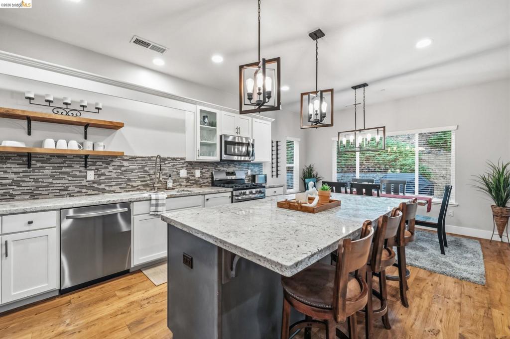 22460 Longeway Rd, Sonora, CA 95370