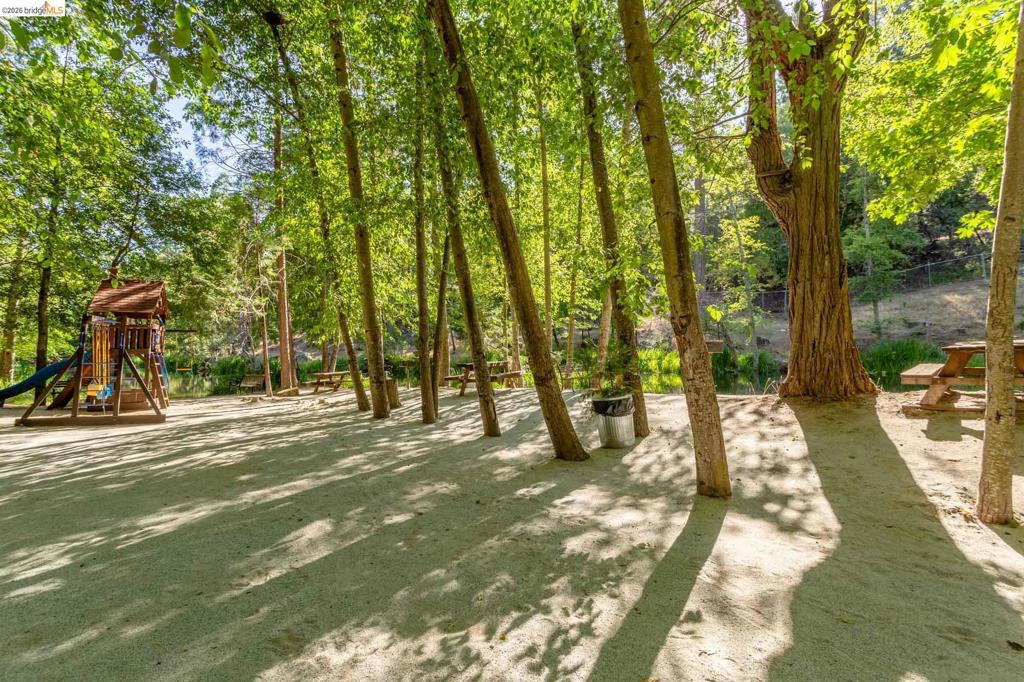 22460 Longeway Rd, Sonora, CA 95370