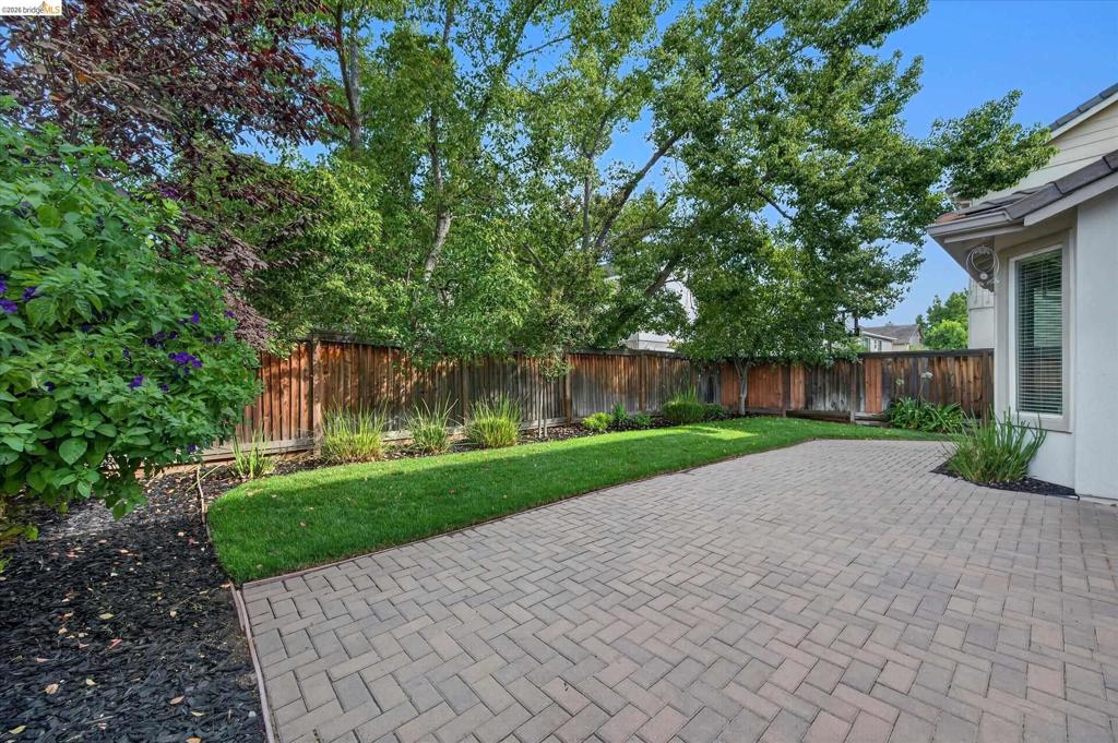 1250 Picadilly Ln, Brentwood (CC), CA 94513