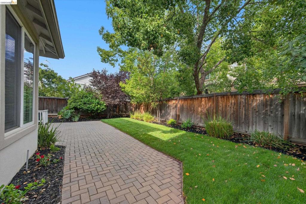 1250 Picadilly Ln, Brentwood (CC), CA 94513