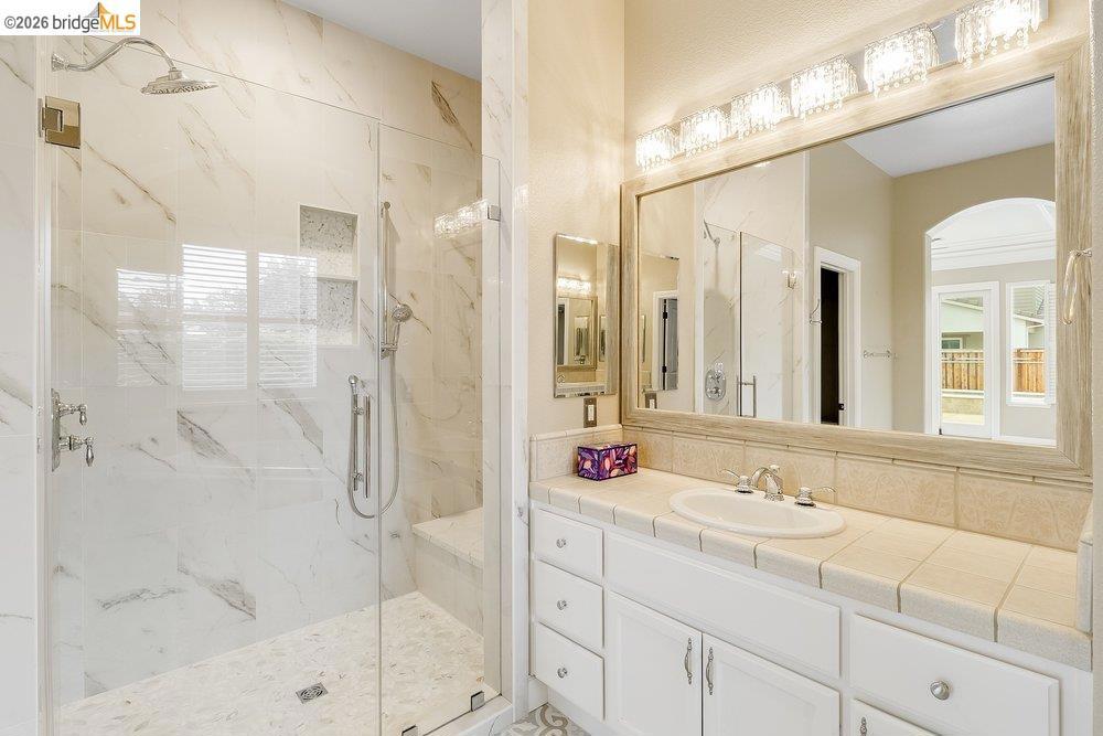 1700 Ashbourne Pl, Brentwood (CC), CA 94513