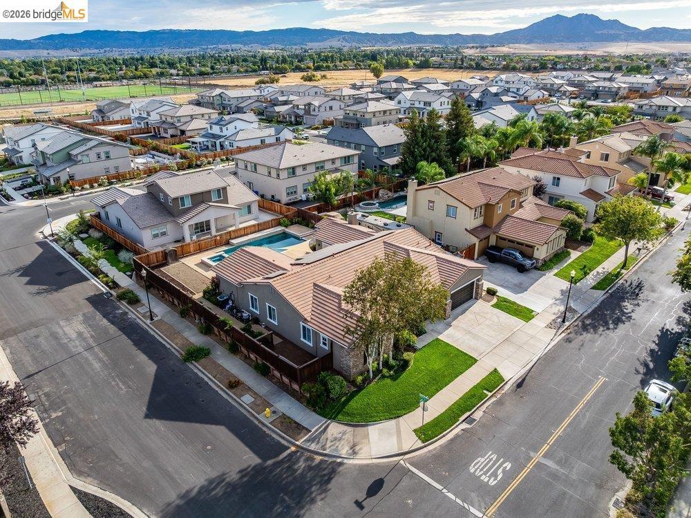 1700 Ashbourne Pl, Brentwood (CC), CA 94513