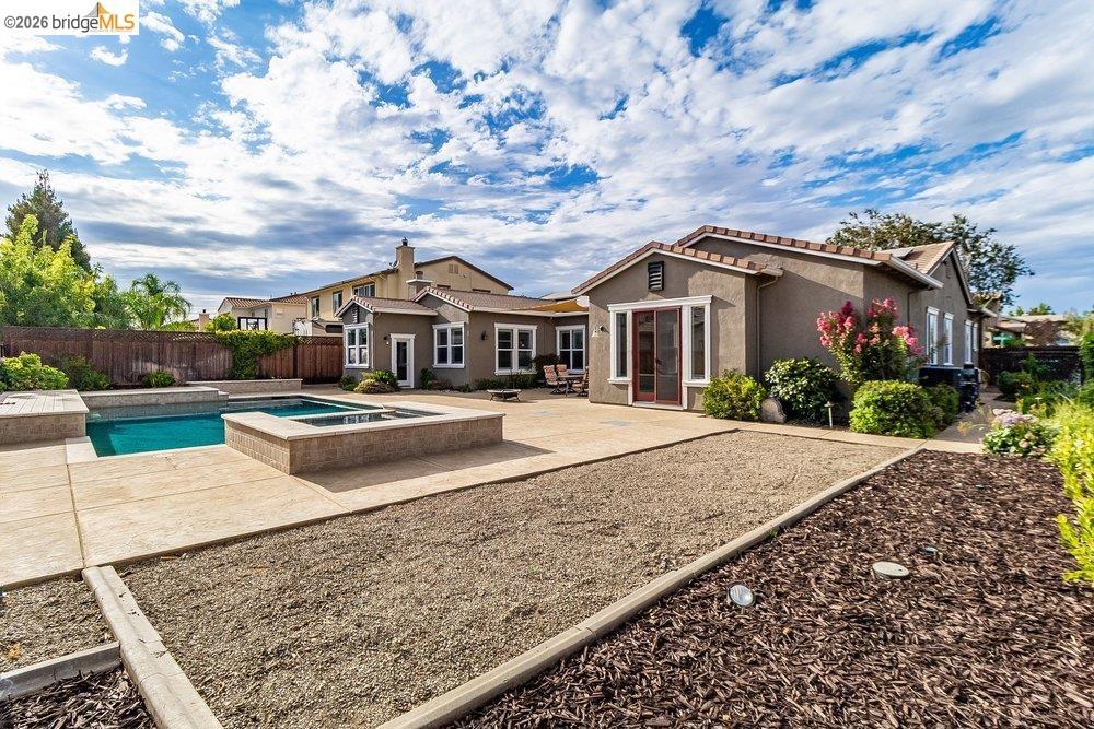 1700 Ashbourne Pl, Brentwood (CC), CA 94513