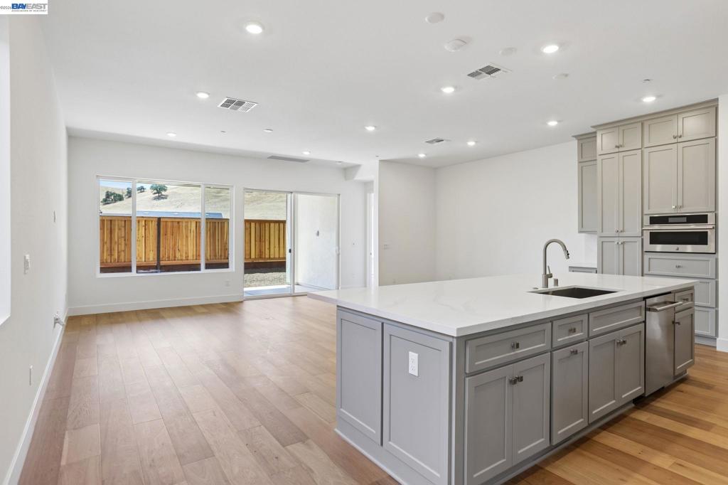 1054 Riverbend Drive, Brentwood (CC), CA 94513