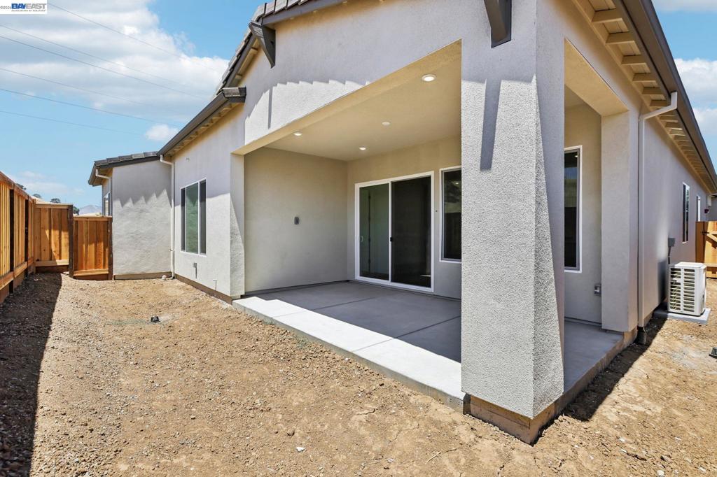 1054 Riverbend Drive, Brentwood (CC), CA 94513