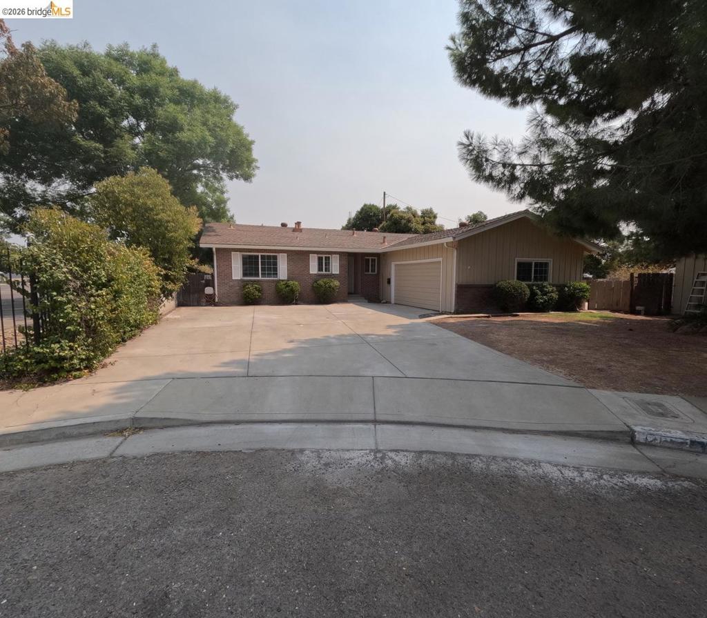 1280 Dodd CT