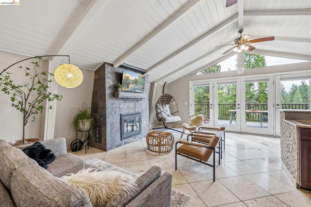 19933 Pine Mountain Dr., Groveland, CA 95321