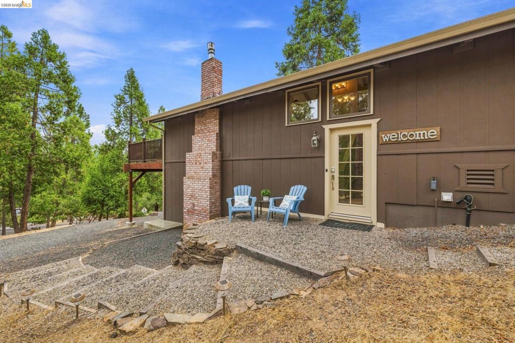 19933 Pine Mountain Dr., Groveland, CA 95321