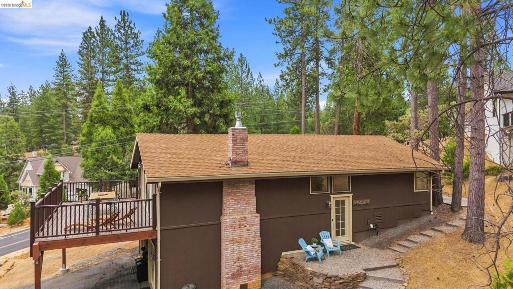 19933 Pine Mountain Dr., Groveland, CA 95321