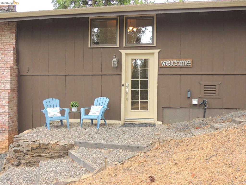 19933 Pine Mountain Dr., Groveland, CA 95321