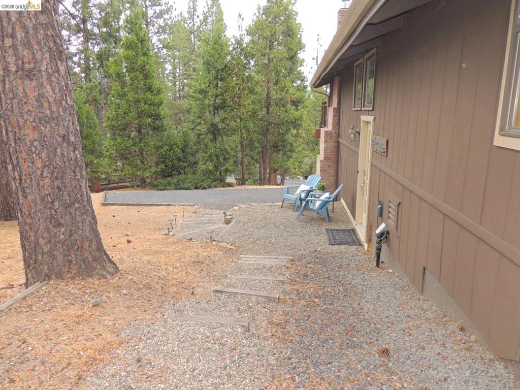 19933 Pine Mountain Dr., Groveland, CA 95321