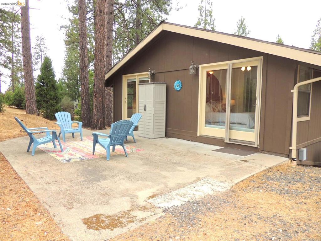 19933 Pine Mountain Dr., Groveland, CA 95321
