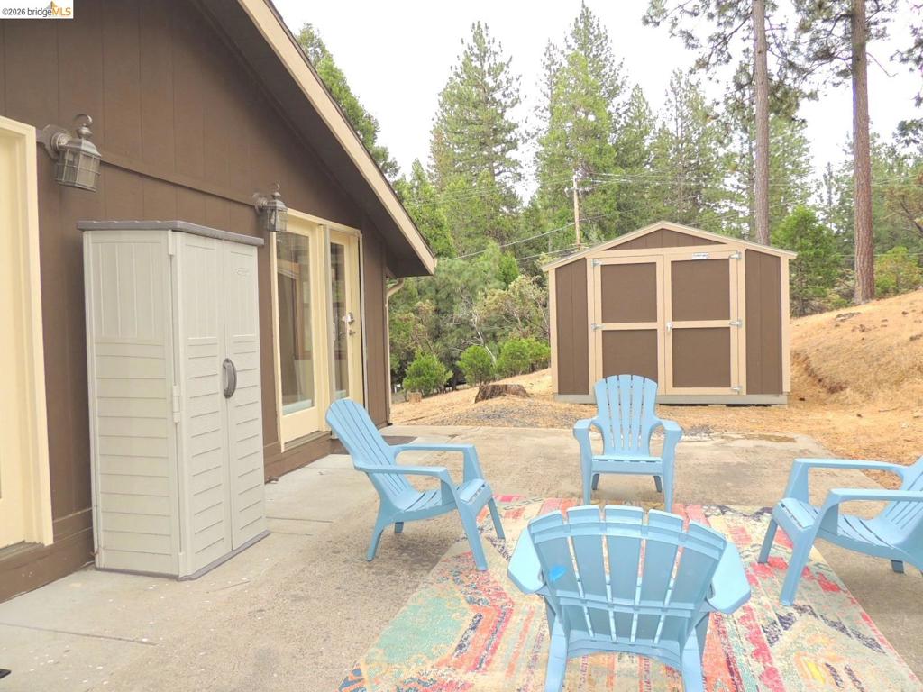 19933 Pine Mountain Dr., Groveland, CA 95321